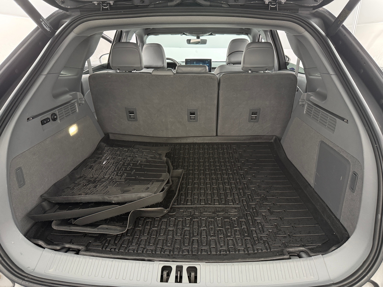 Thumbnail: 2021 Lincoln Nautilus - 6