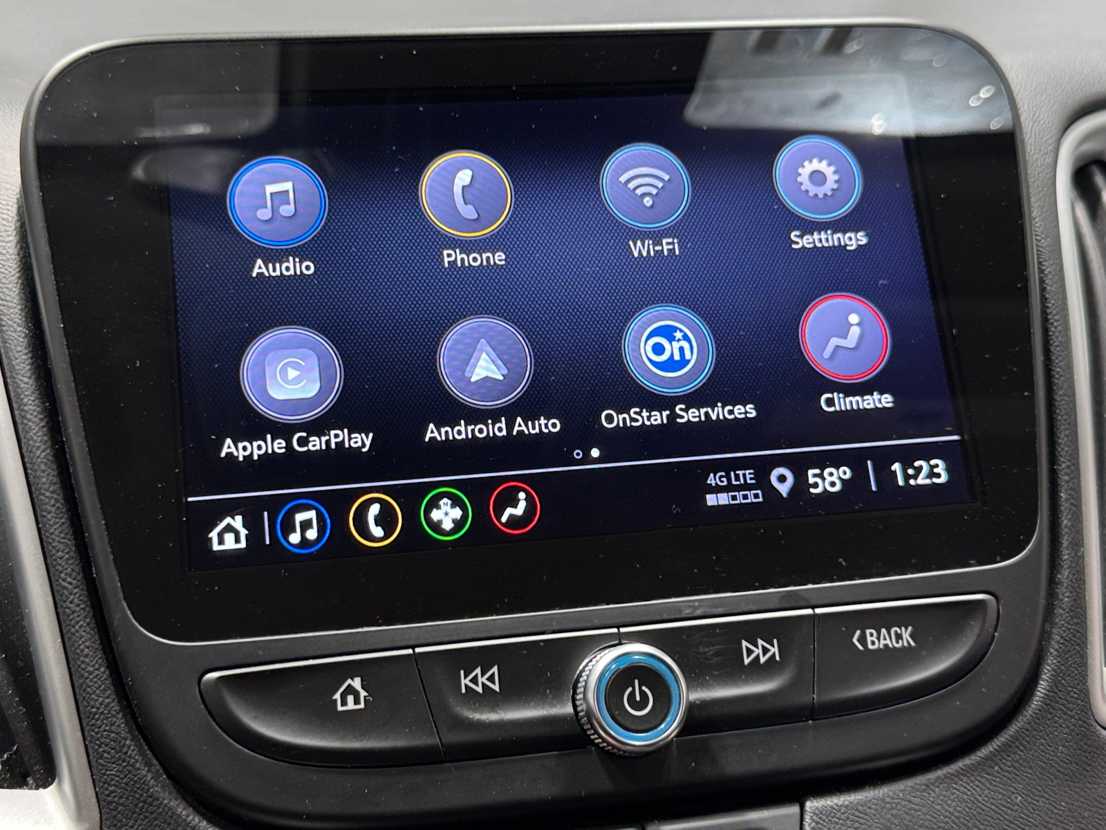 Thumbnail: 2024 Chevrolet Malibu - 4