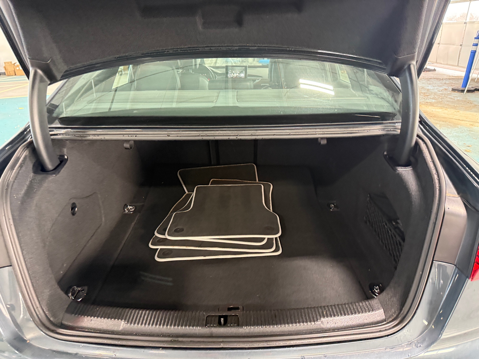 Thumbnail: 2016 Audi A6 - 6