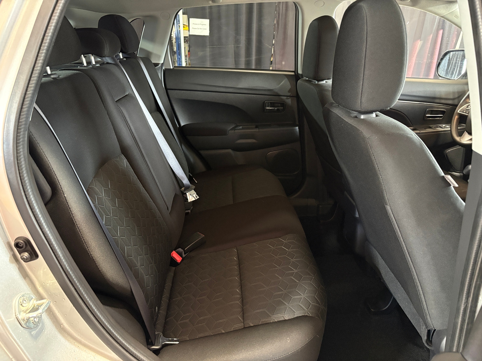 Thumbnail: 2025 Mitsubishi Outlander Sport - 6