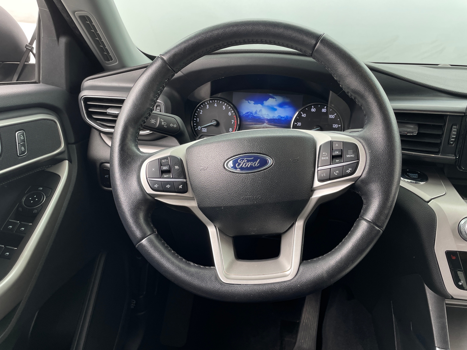 Thumbnail: 2023 Ford Explorer - 5