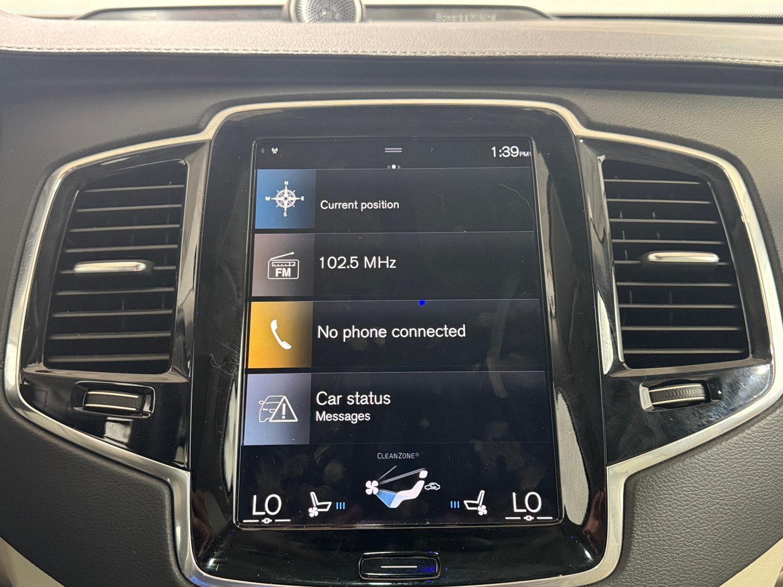 Thumbnail: 2022 Volvo XC90 - 3