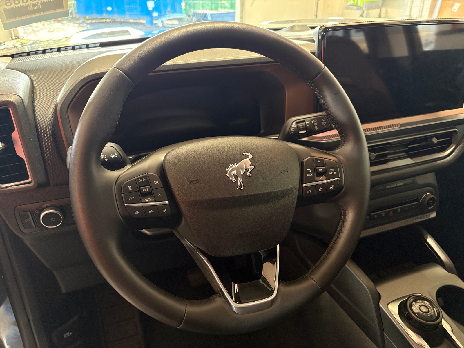 Thumbnail: 2025 Ford Bronco Sport - 4