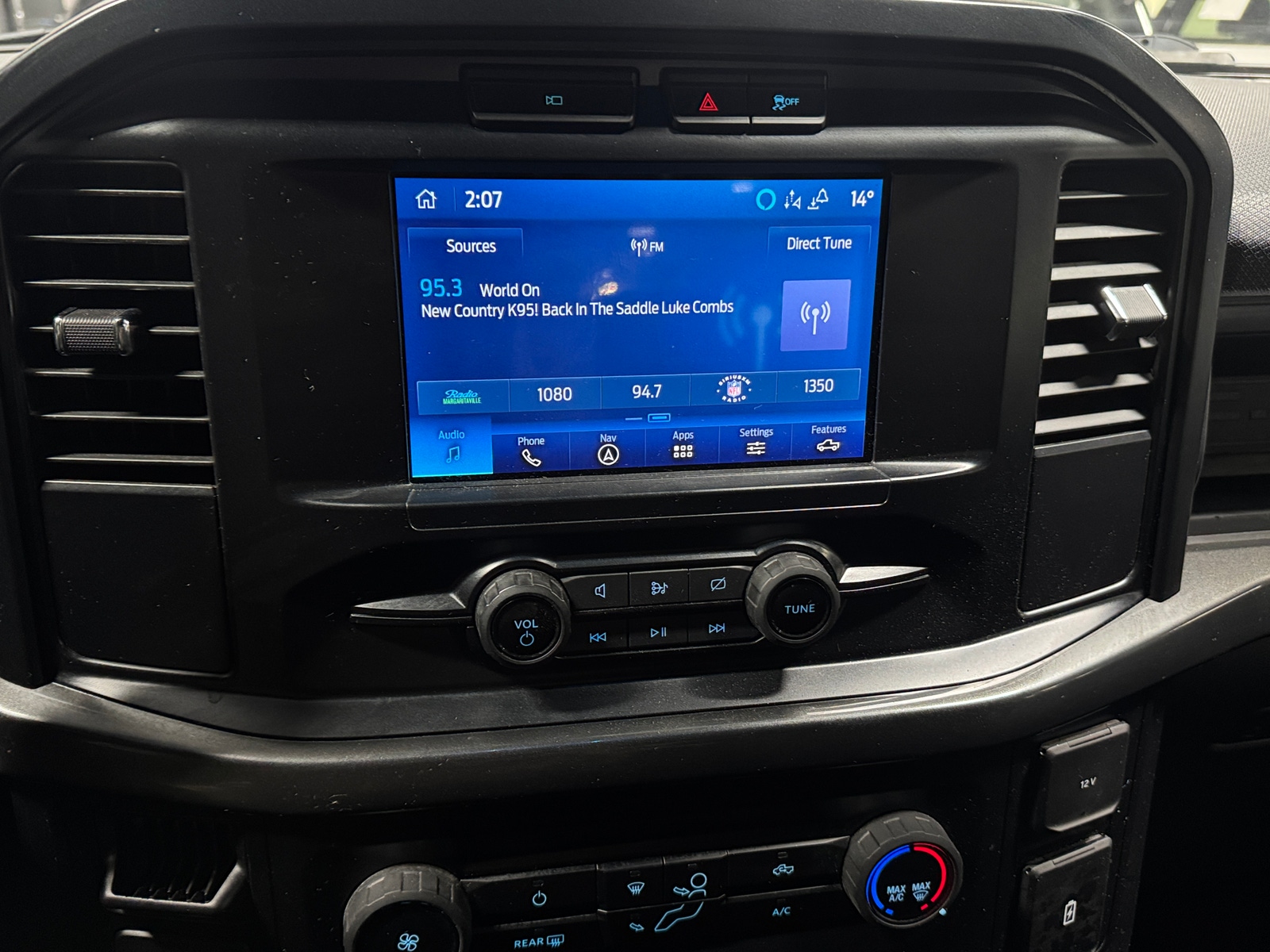 Thumbnail: 2023 Ford Econoline - 4