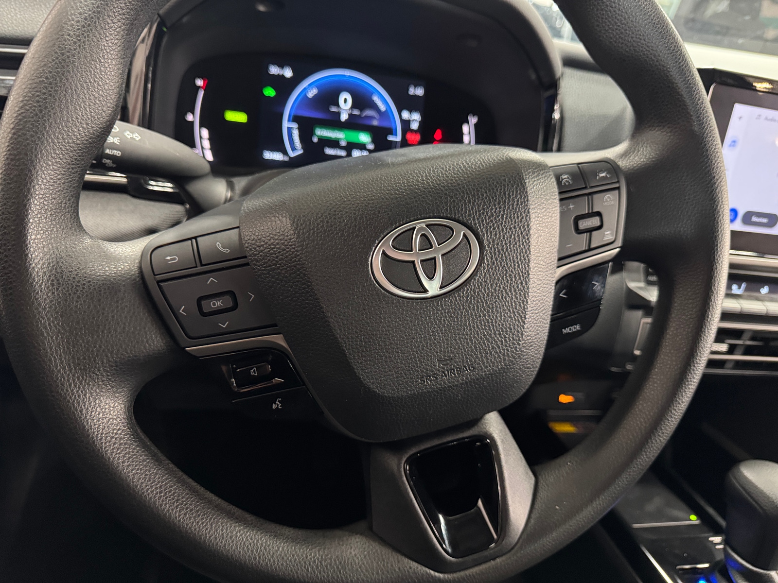 Thumbnail: 2025 Toyota Camry - 5