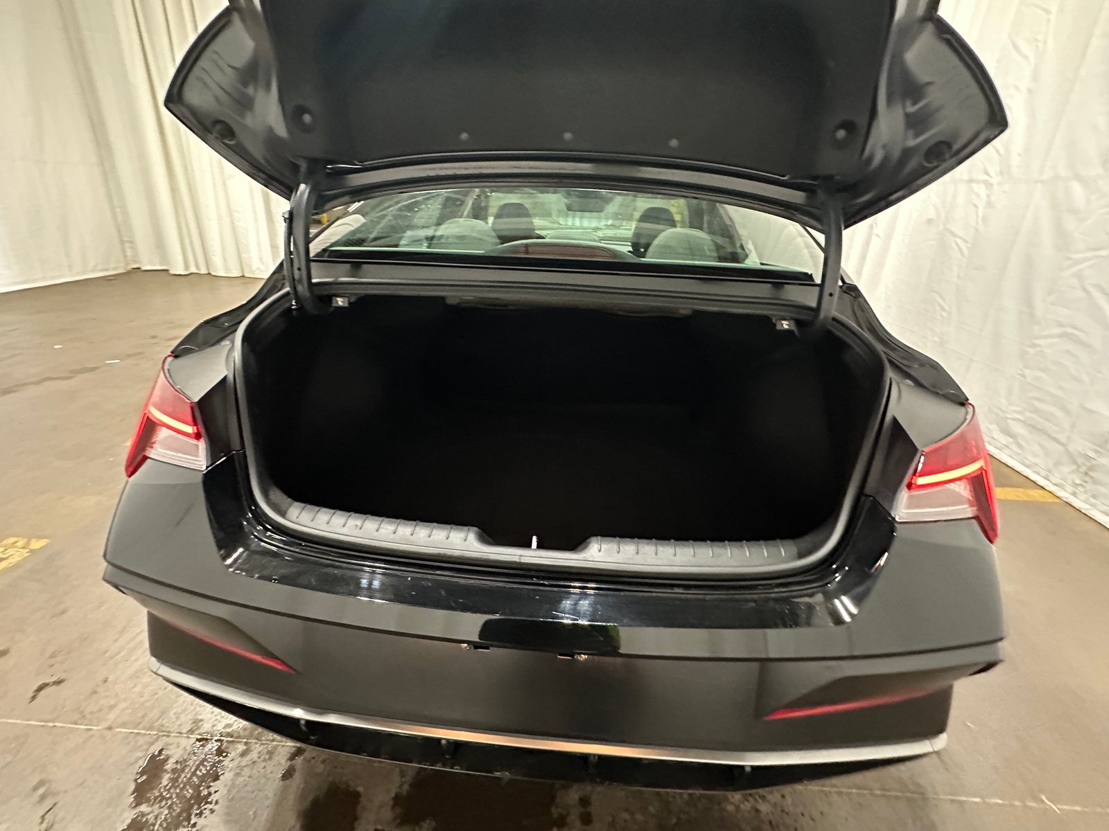 Thumbnail: 2025 Hyundai Elantra - 7