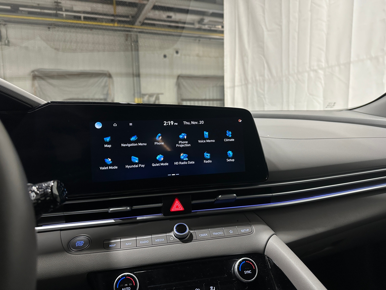 Thumbnail: 2025 Hyundai Elantra - 4