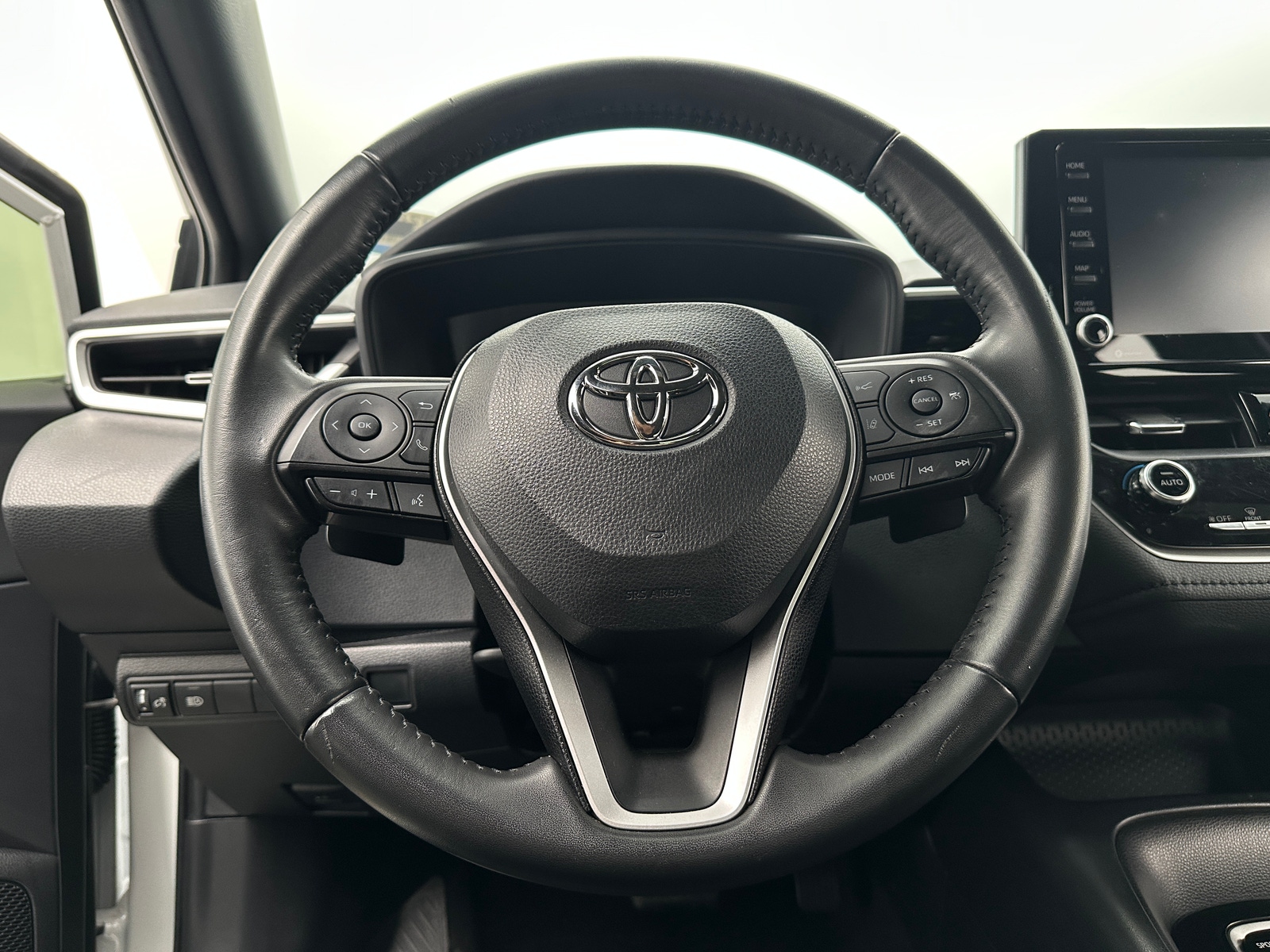 Thumbnail: 2022 Toyota Corolla - 5