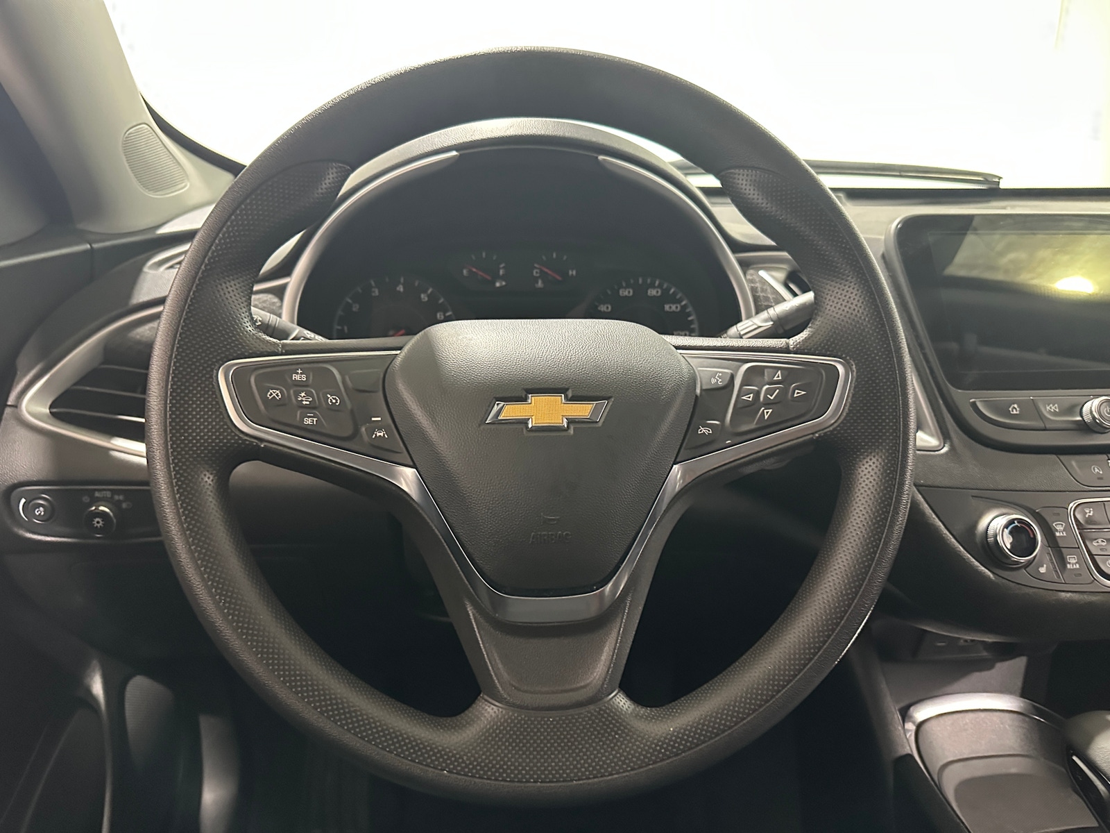 Thumbnail: 2024 Chevrolet Malibu - 5