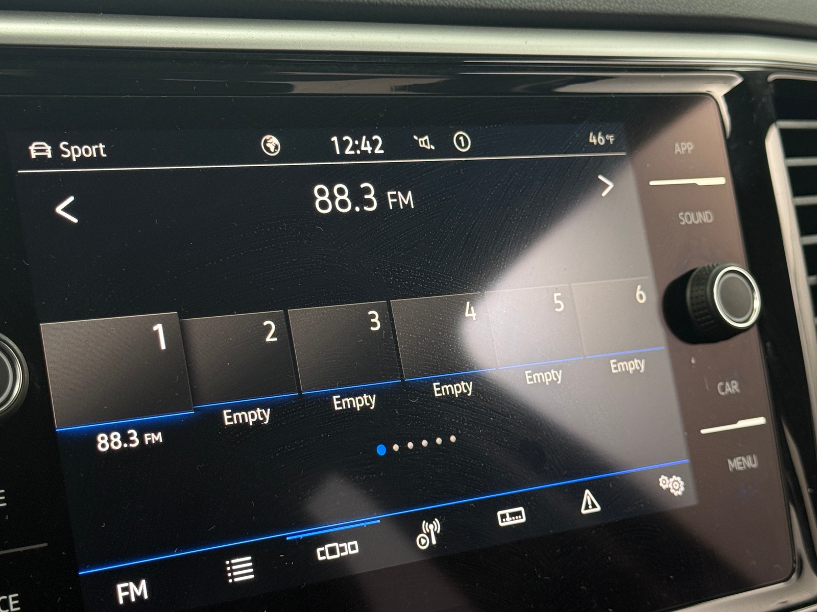 Thumbnail: 2023 Volkswagen Atlas - 3