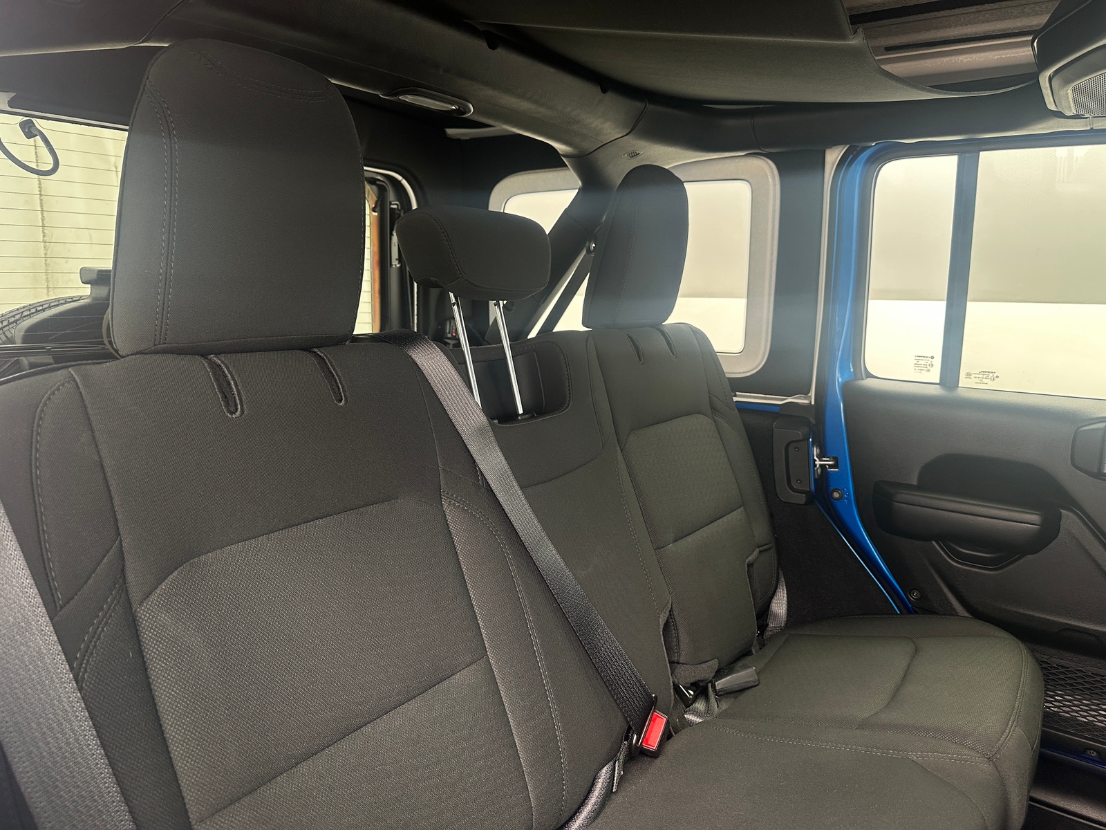 Thumbnail: 2021 Jeep Wrangler - 6