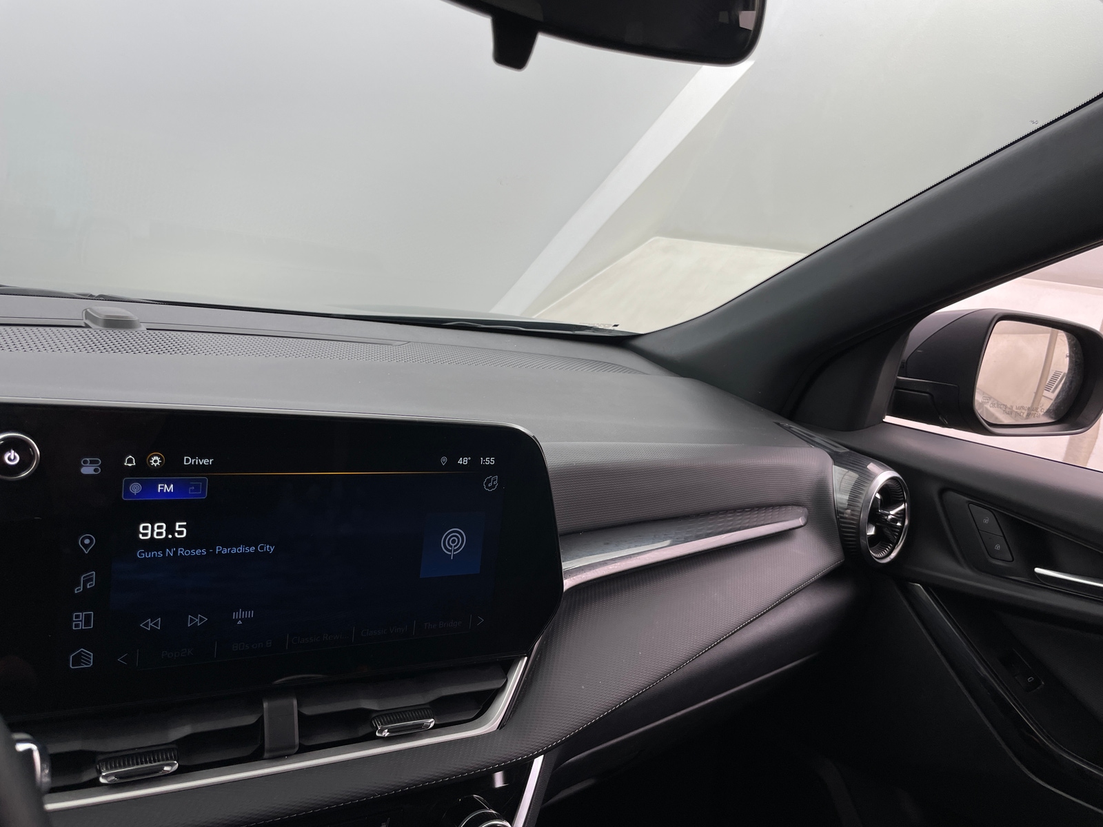 Thumbnail: 2025 Chevrolet Equinox - 4