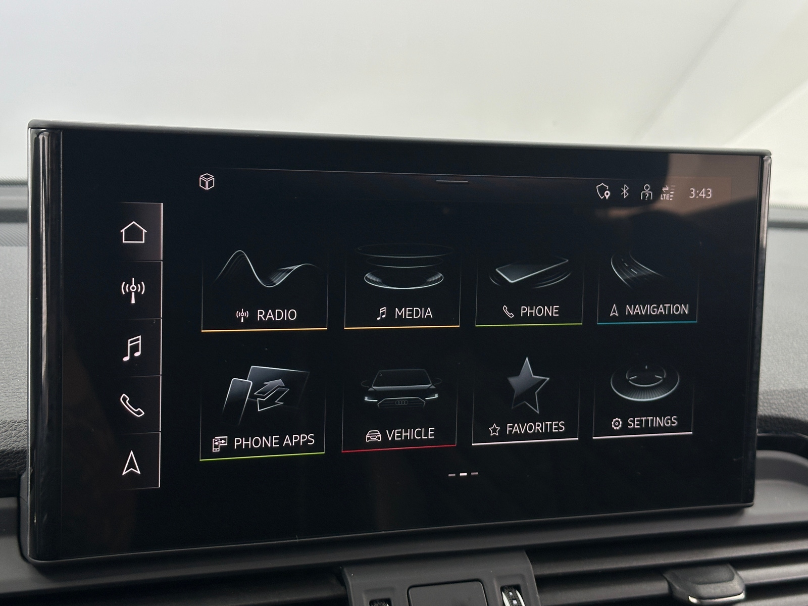 Thumbnail: 2024 Audi SQ5 - 3