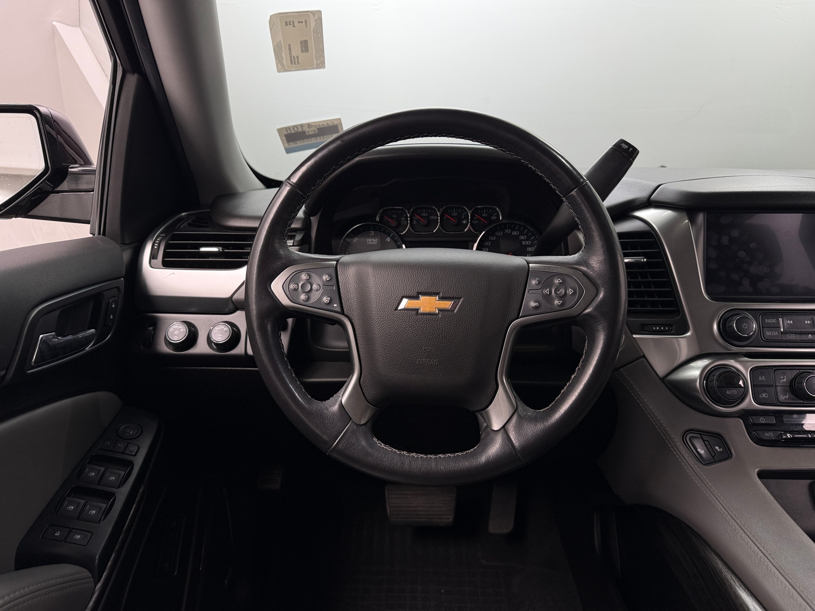 Thumbnail: 2020 Chevrolet Suburban - 4