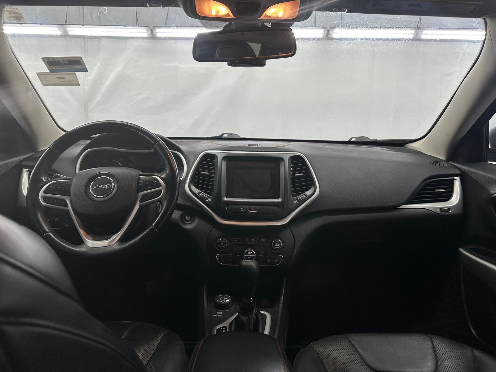 Thumbnail: 2018 Jeep Cherokee - 2