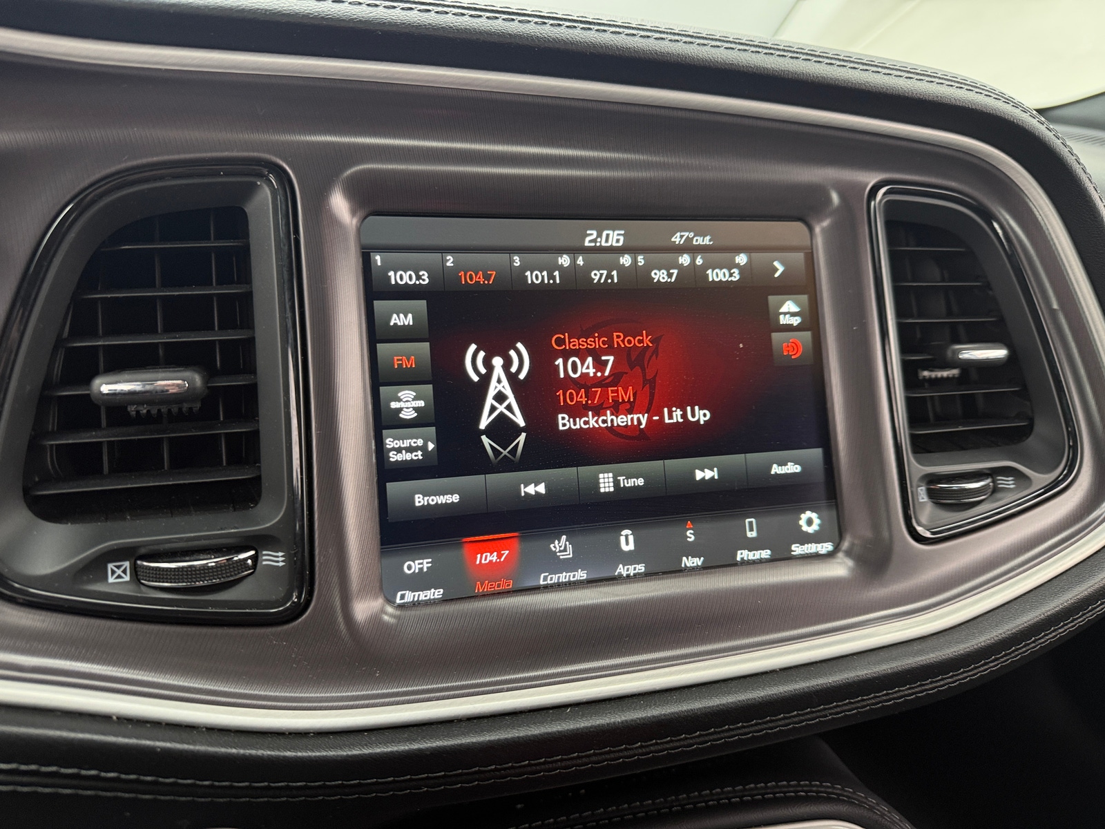 Thumbnail: 2021 Dodge Challenger - 3