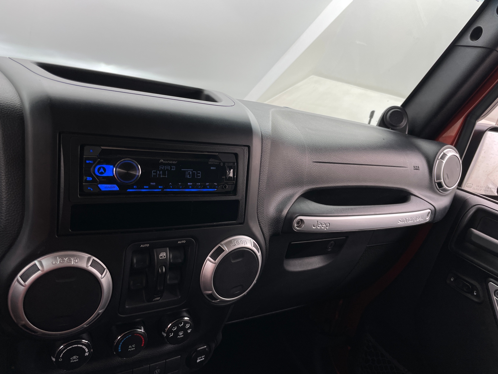 Thumbnail: 2014 Jeep Wrangler - 4