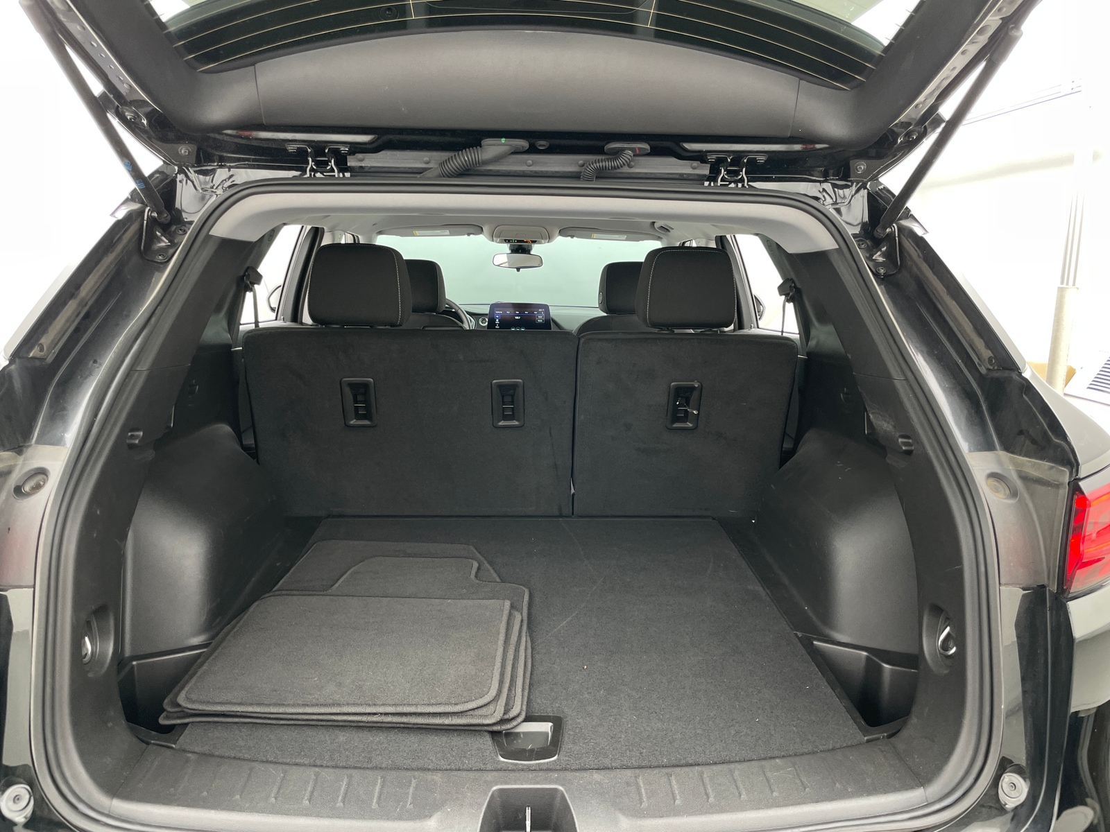 Thumbnail: 2025 Chevrolet Blazer - 7