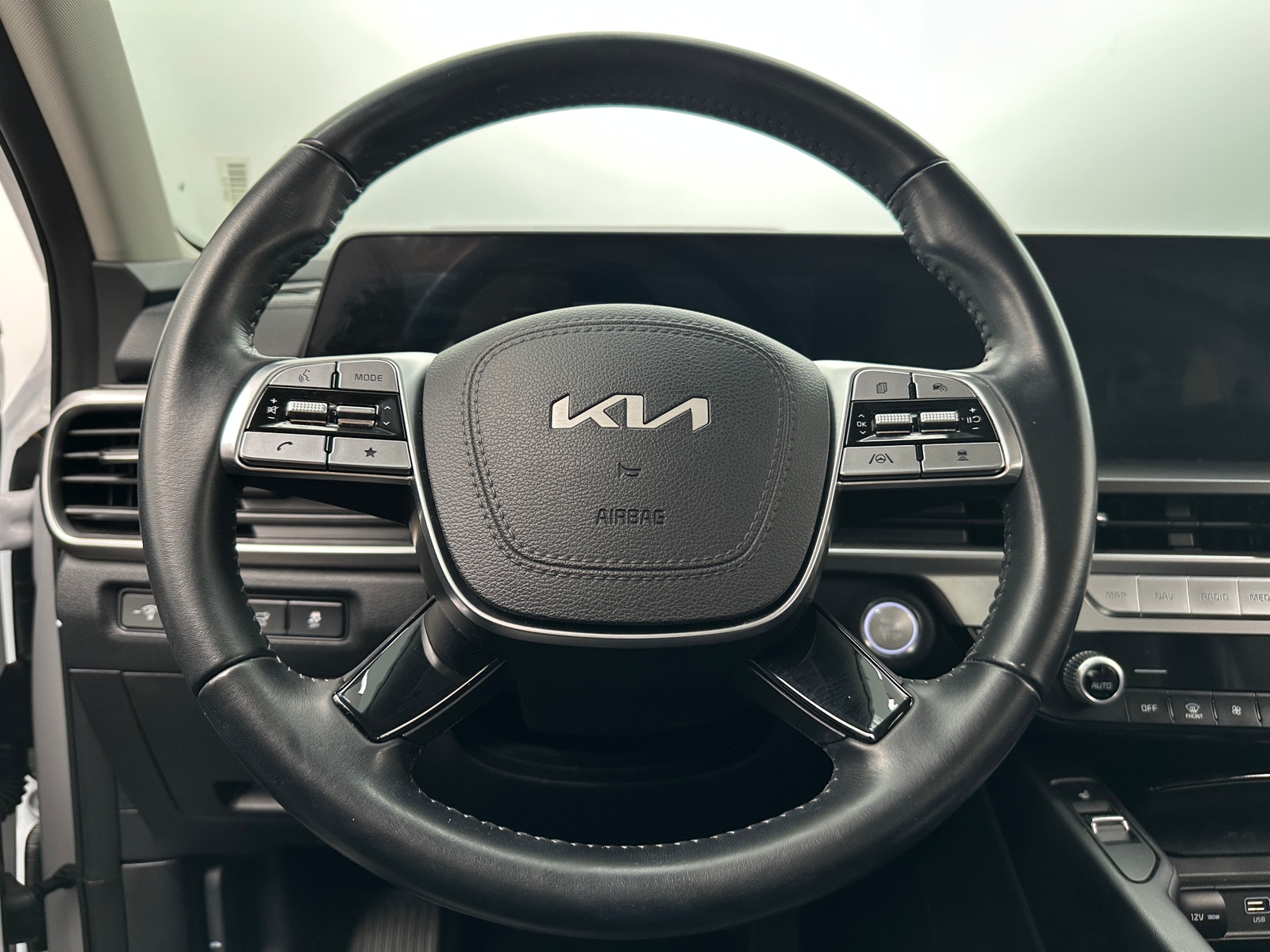 Thumbnail: 2025 Kia Telluride - 4