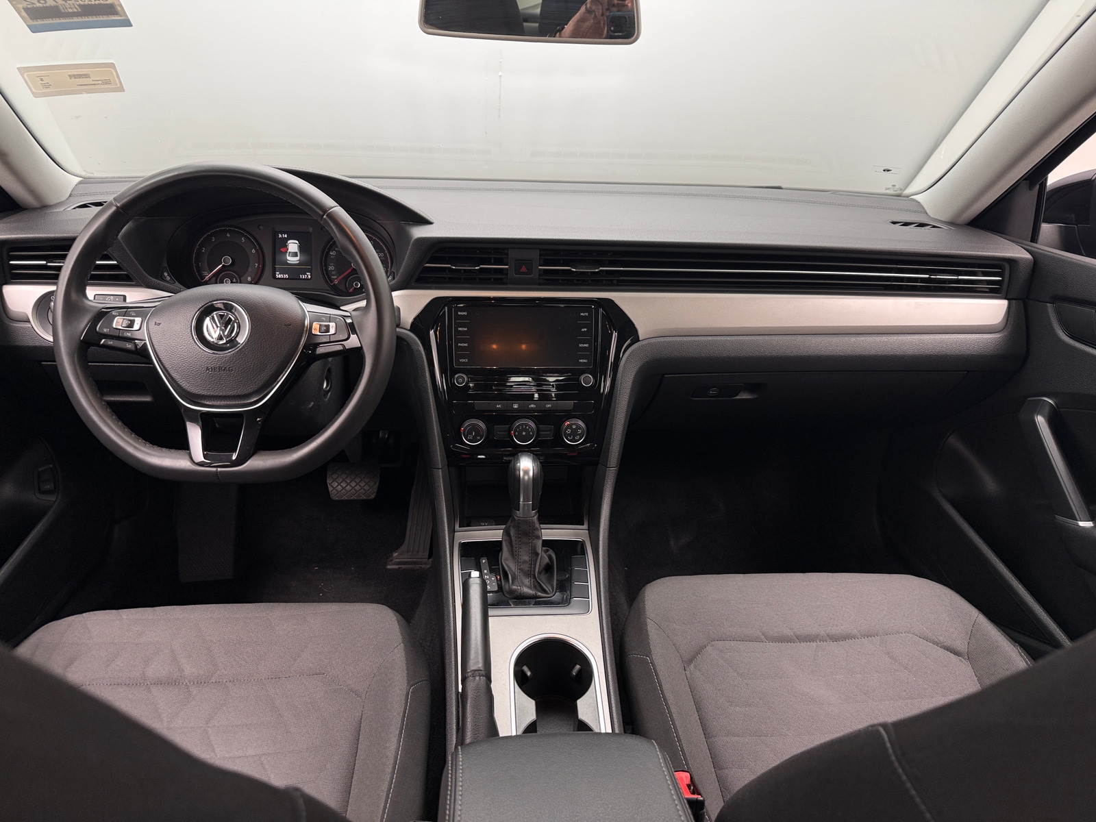 Thumbnail: 2021 Volkswagen Passat - 3