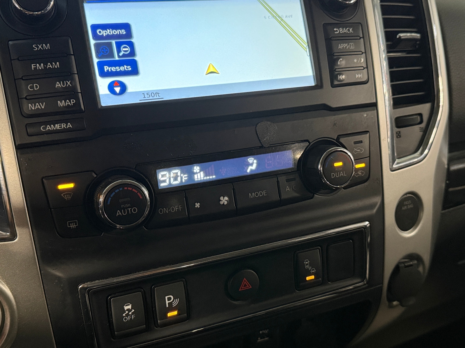 Thumbnail: 2018 Nissan Titan - 4