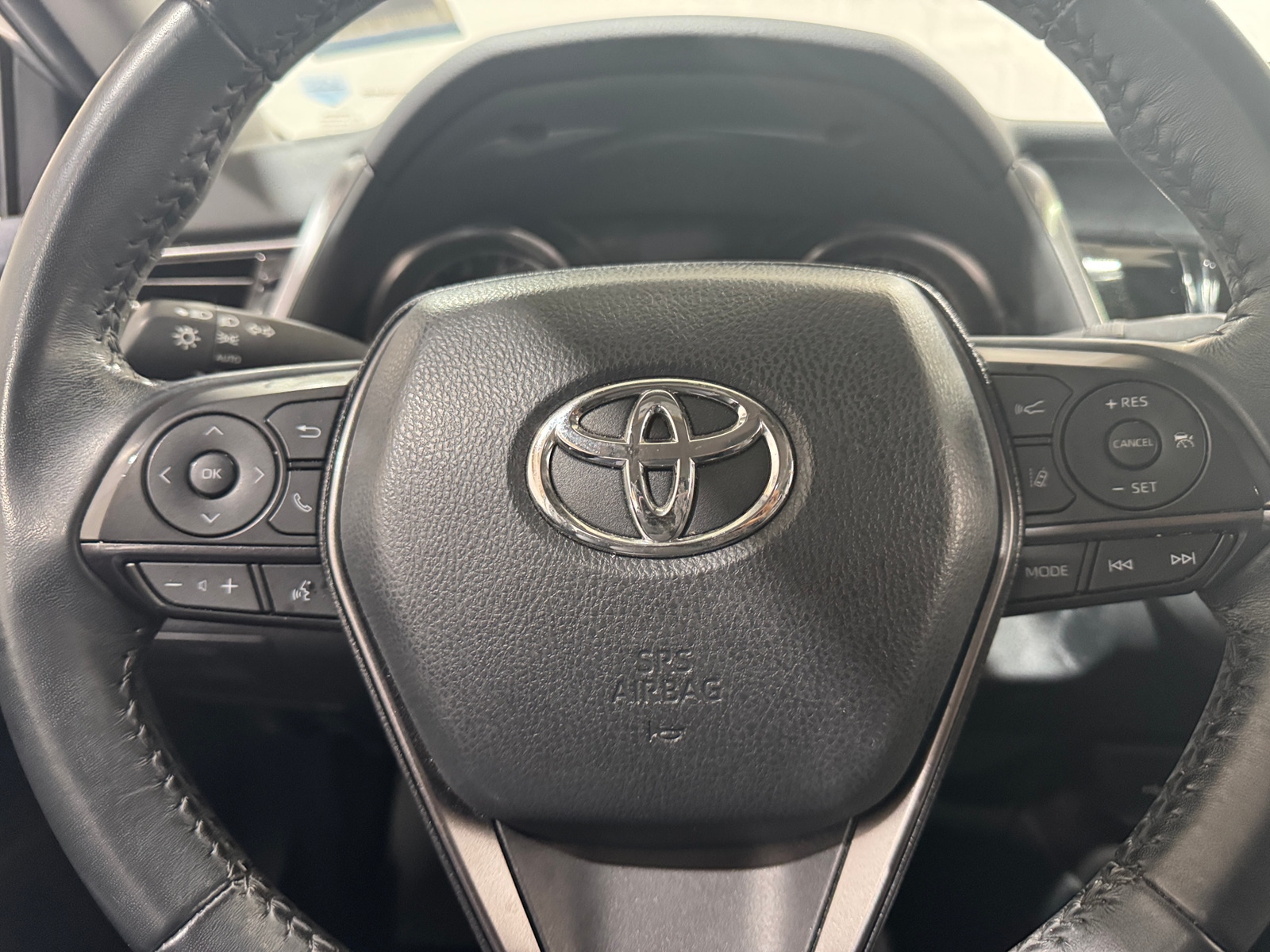 Thumbnail: 2022 Toyota Camry - 4