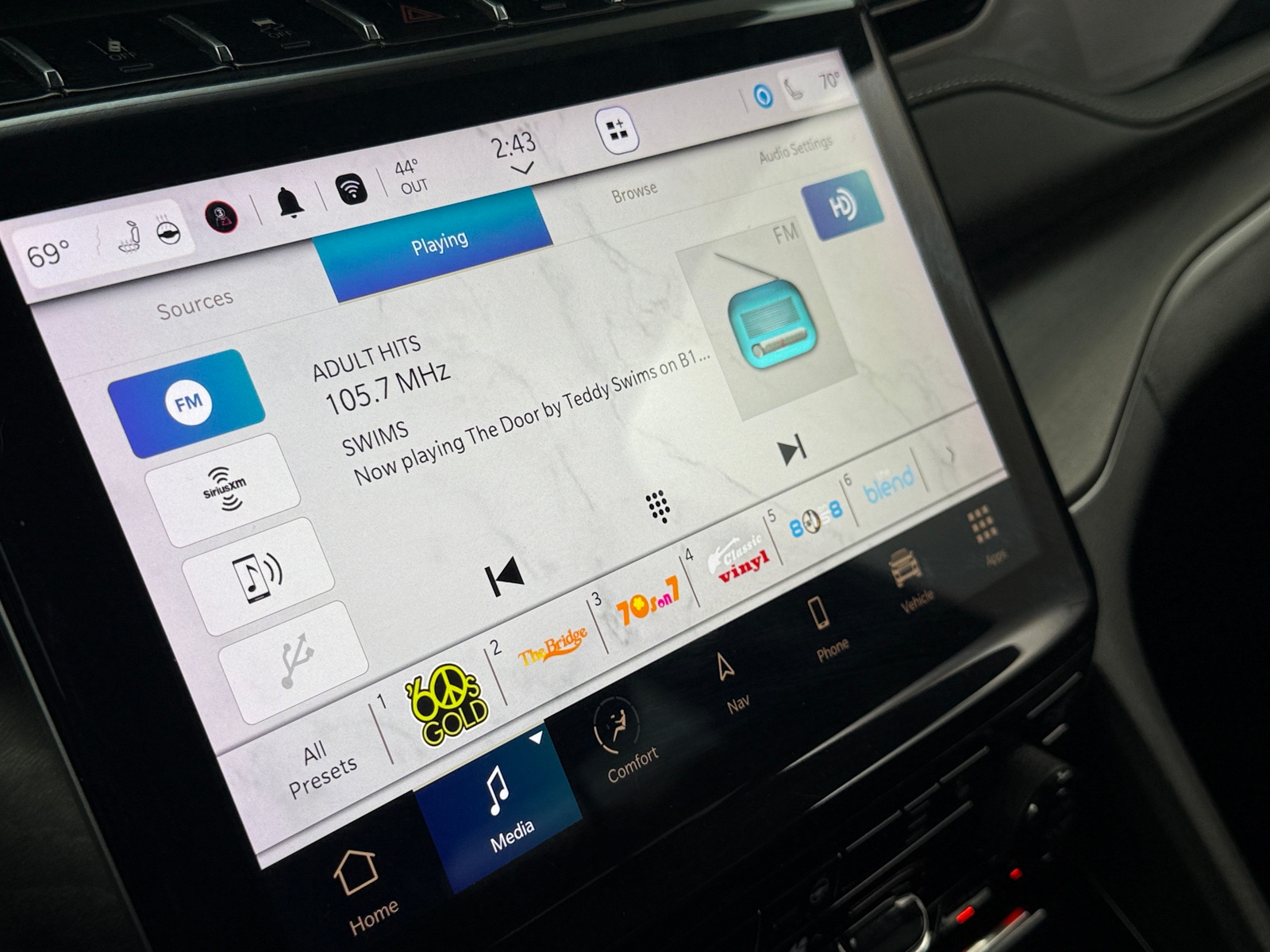 Thumbnail: 2023 Jeep Grand Cherokee - 3