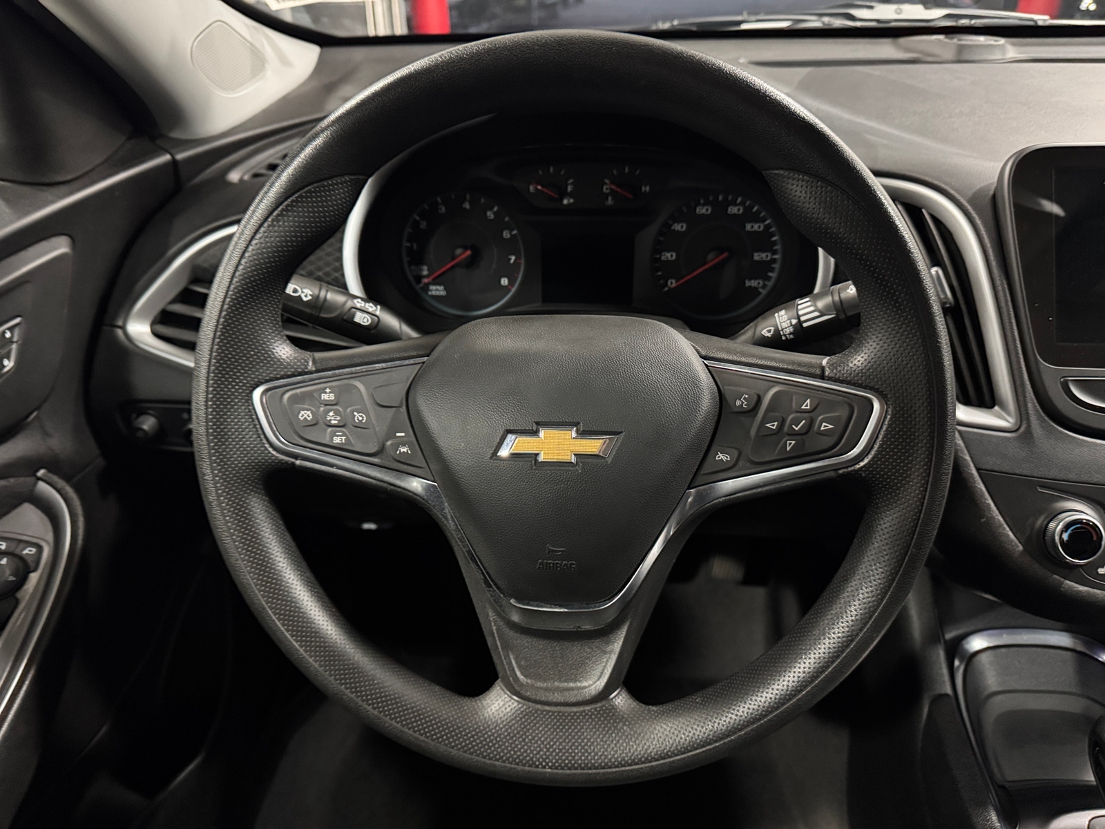 Thumbnail: 2024 Chevrolet Malibu - 5