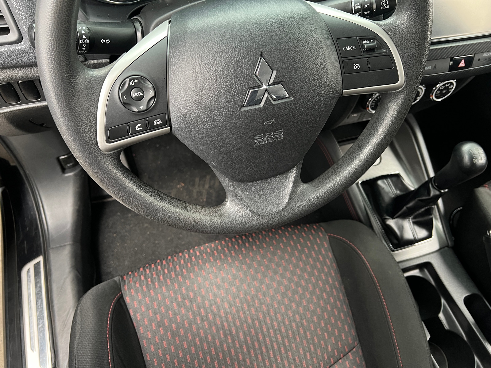 Thumbnail: 2019 Mitsubishi Outlander Sport - 5