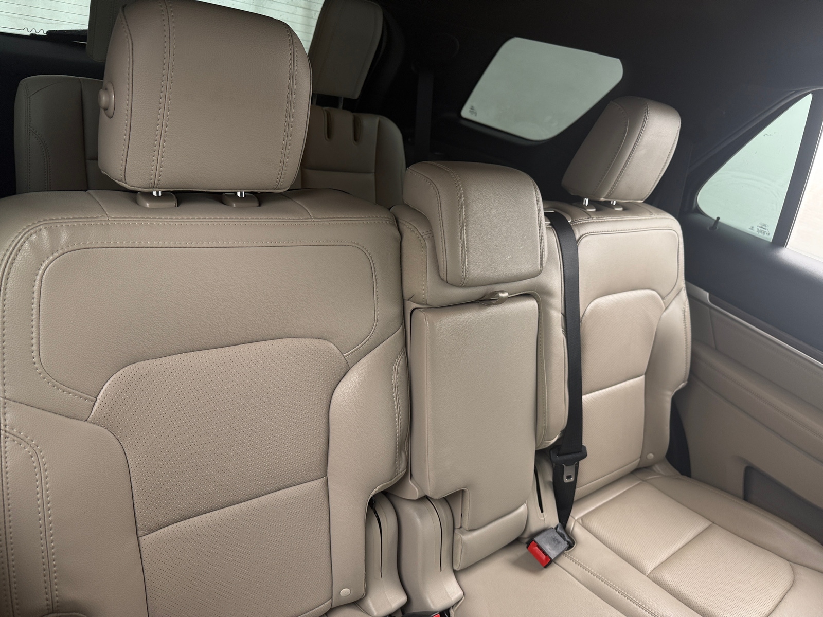 Thumbnail: 2018 Ford Explorer - 5