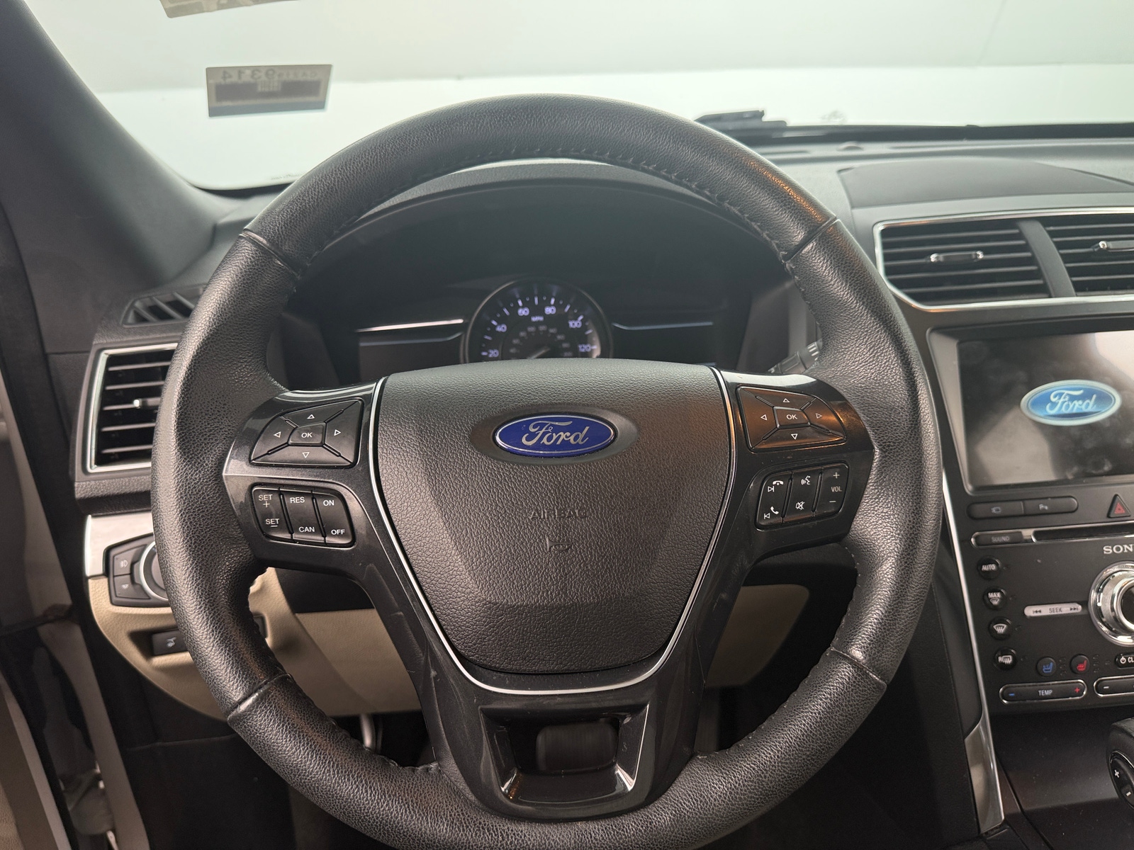 Thumbnail: 2018 Ford Explorer - 4