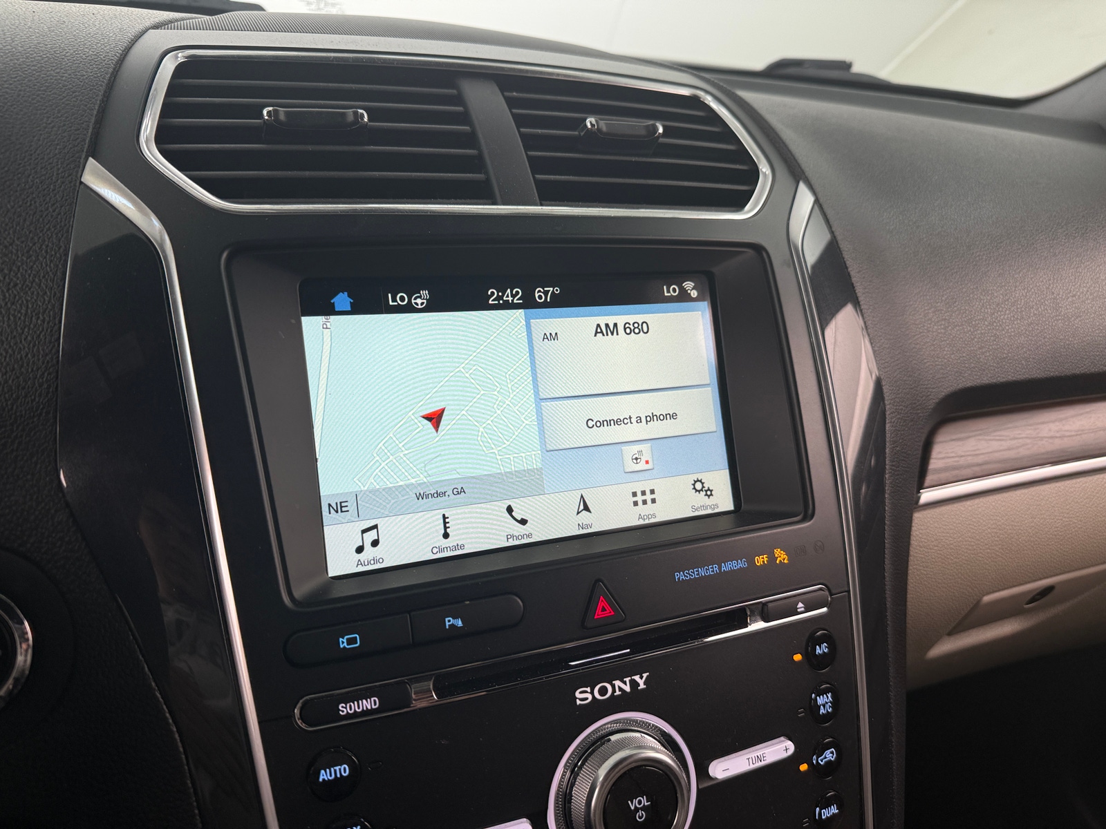 Thumbnail: 2018 Ford Explorer - 3