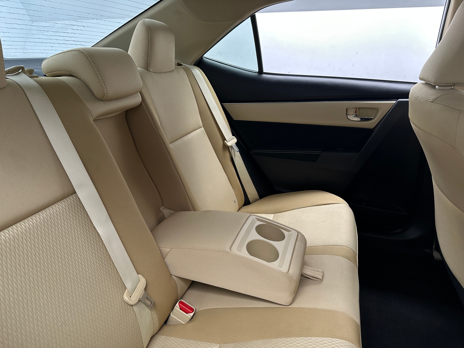 Thumbnail: 2017 Toyota Corolla - 6