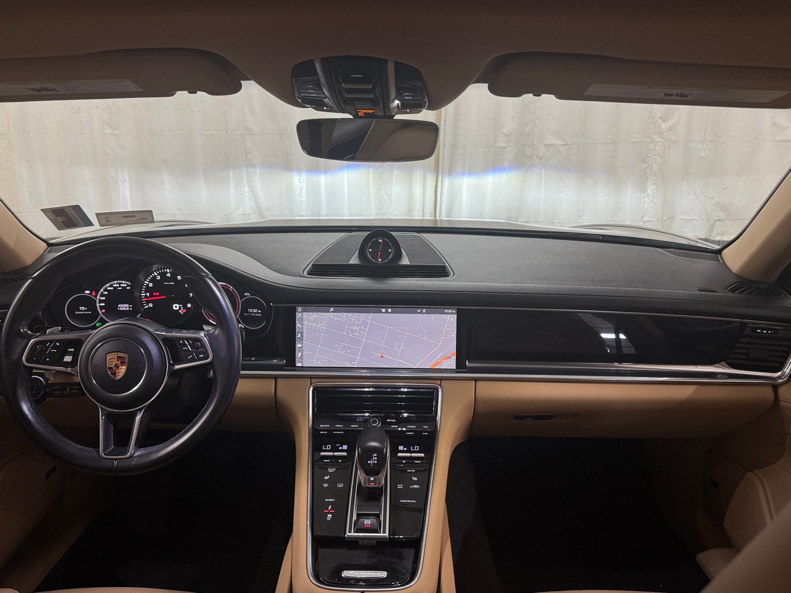 Thumbnail: 2017 Porsche Panamera - 2