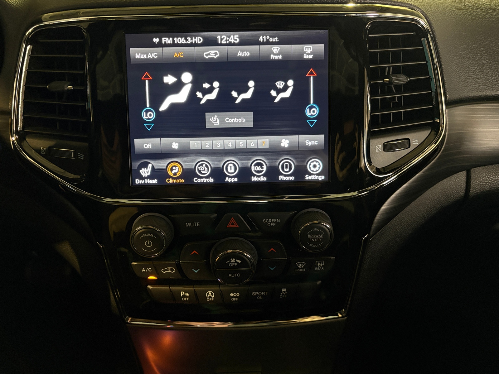 Thumbnail: 2020 Jeep Grand Cherokee - 3