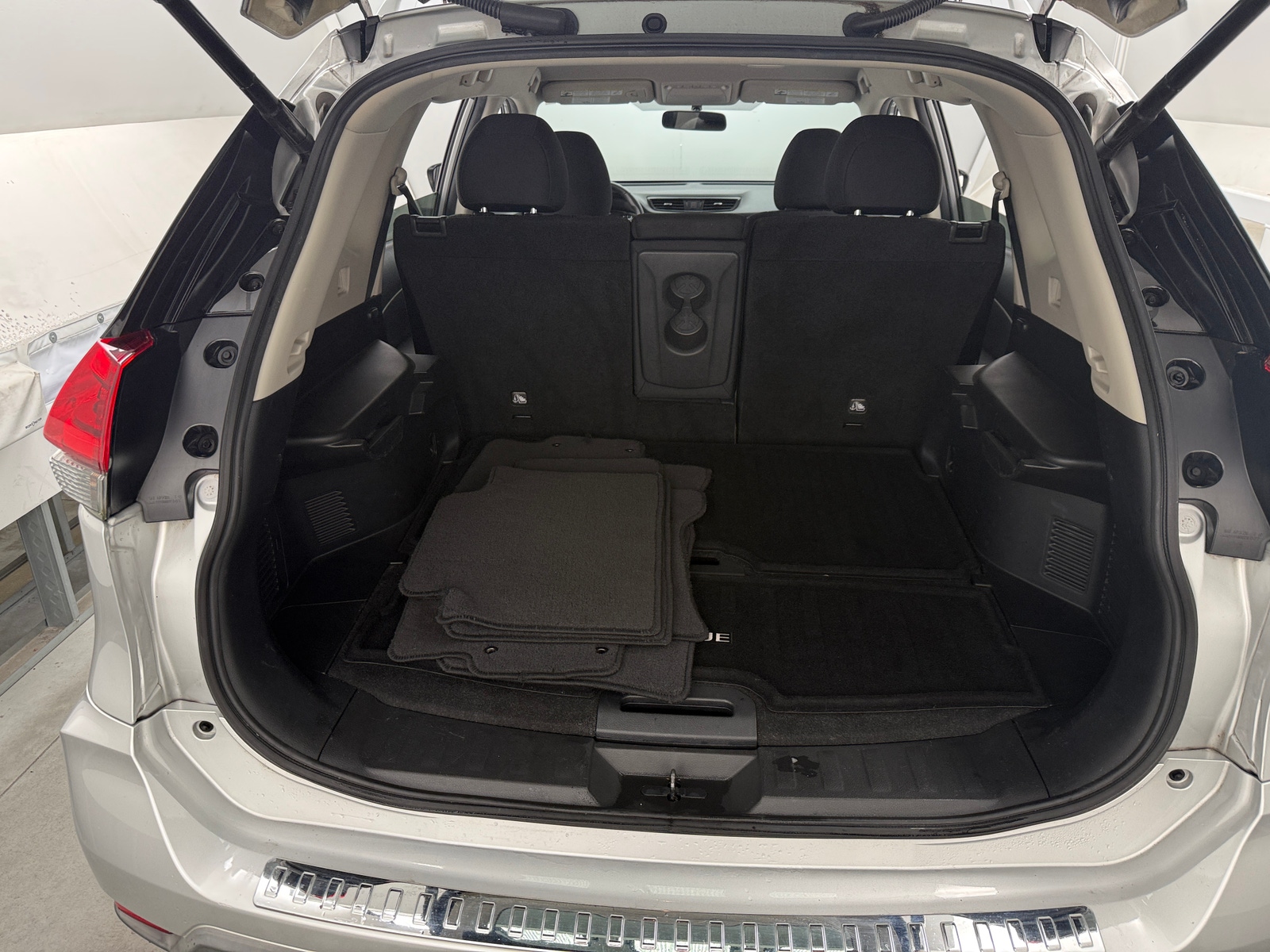 Thumbnail: 2018 Nissan Rogue - 7