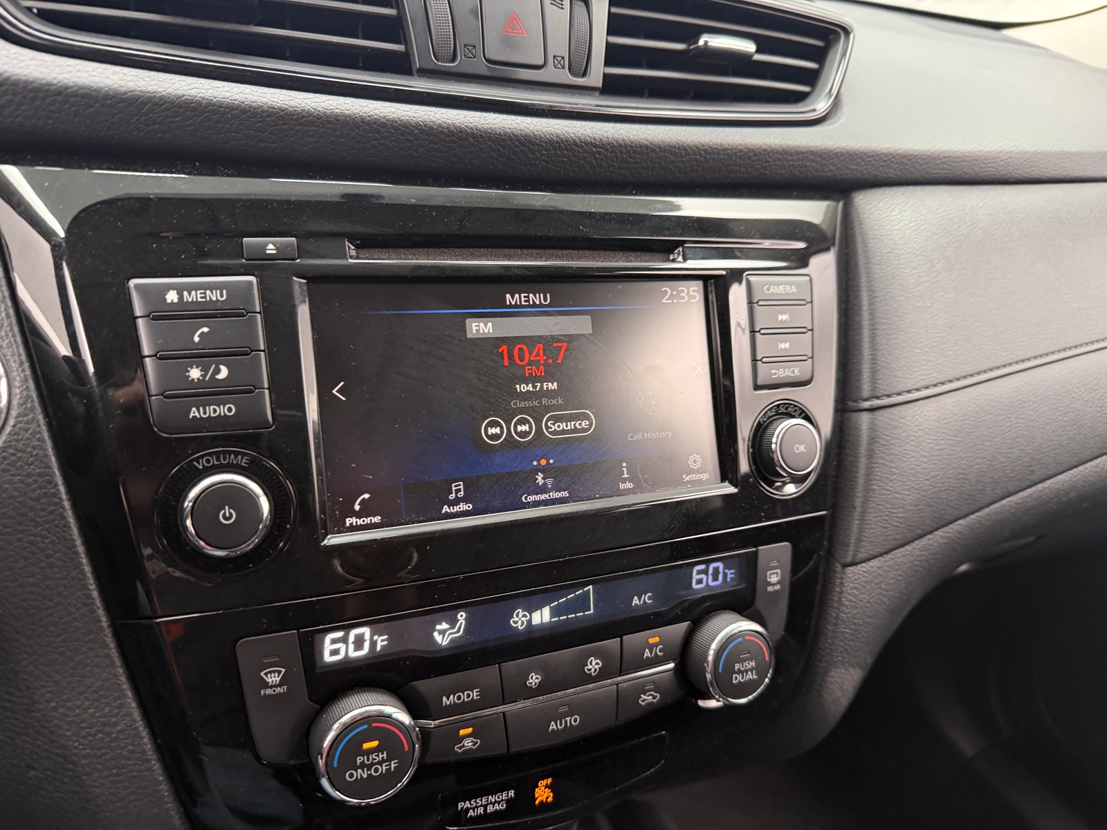 Thumbnail: 2018 Nissan Rogue - 4