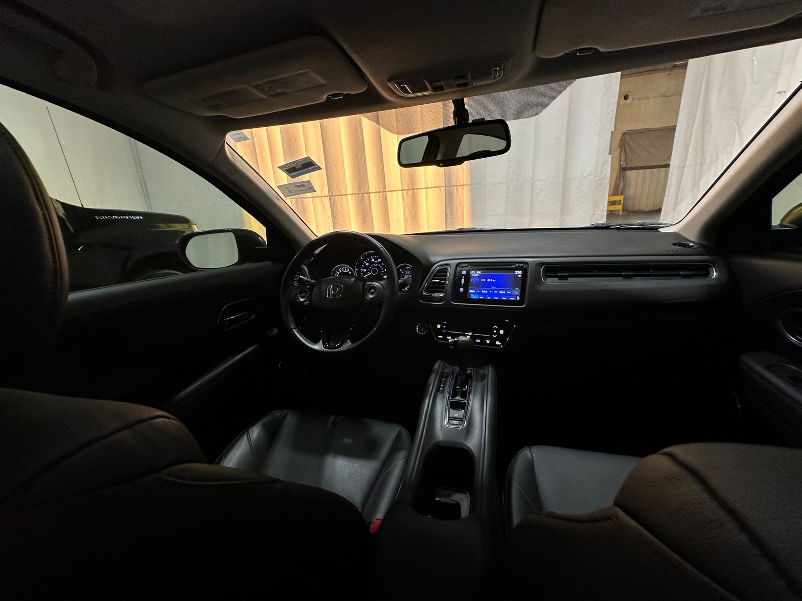 Thumbnail: 2017 Honda HR-V - 2