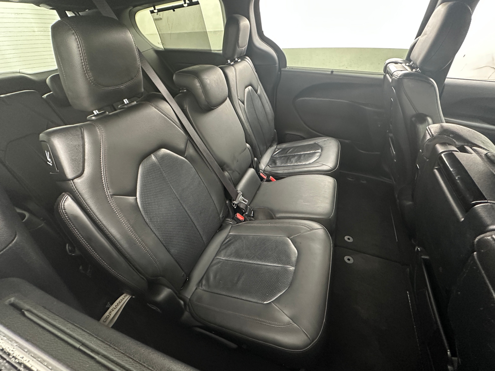 Thumbnail: 2020 Chrysler Pacifica - 5