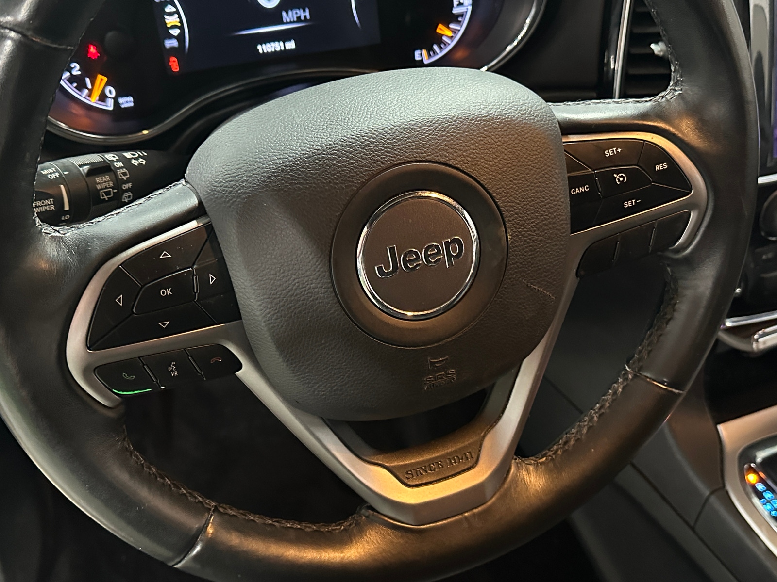 Thumbnail: 2019 Jeep Grand Cherokee - 5