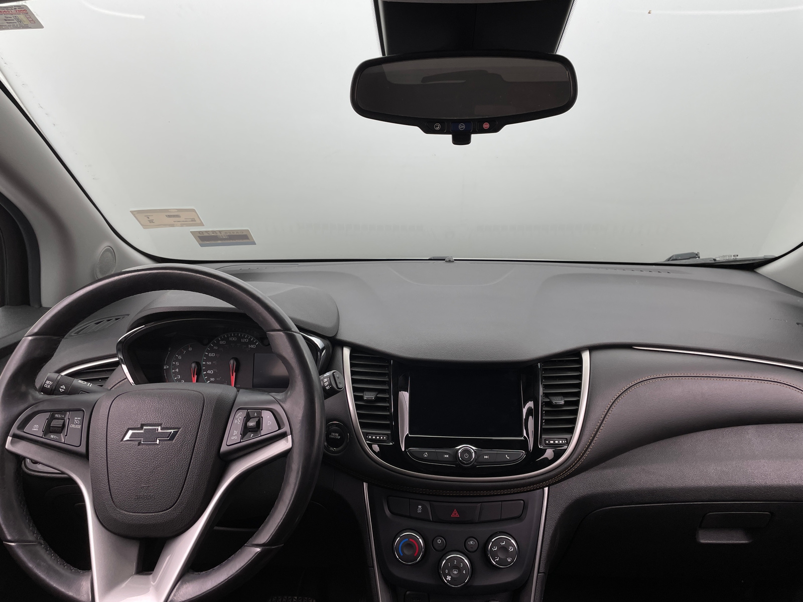 Thumbnail: 2019 Chevrolet Trax - 3