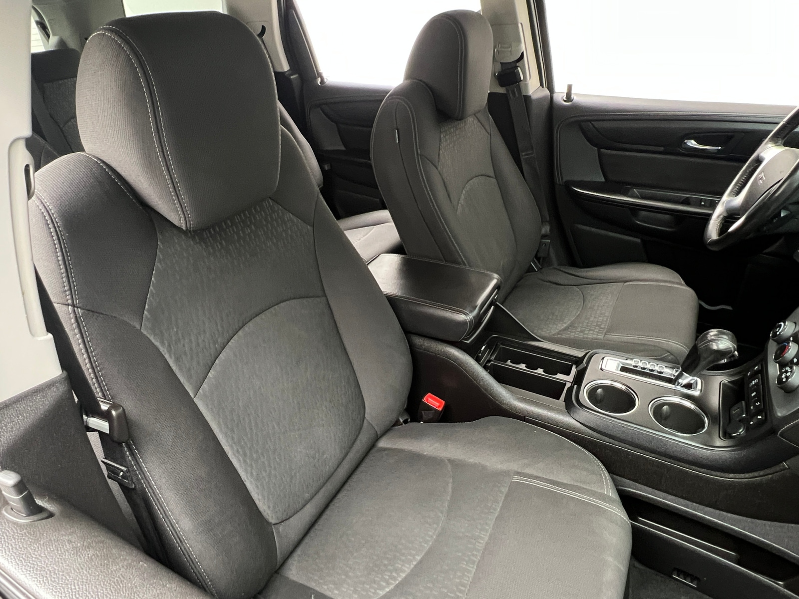 Thumbnail: 2016 GMC Acadia - 2