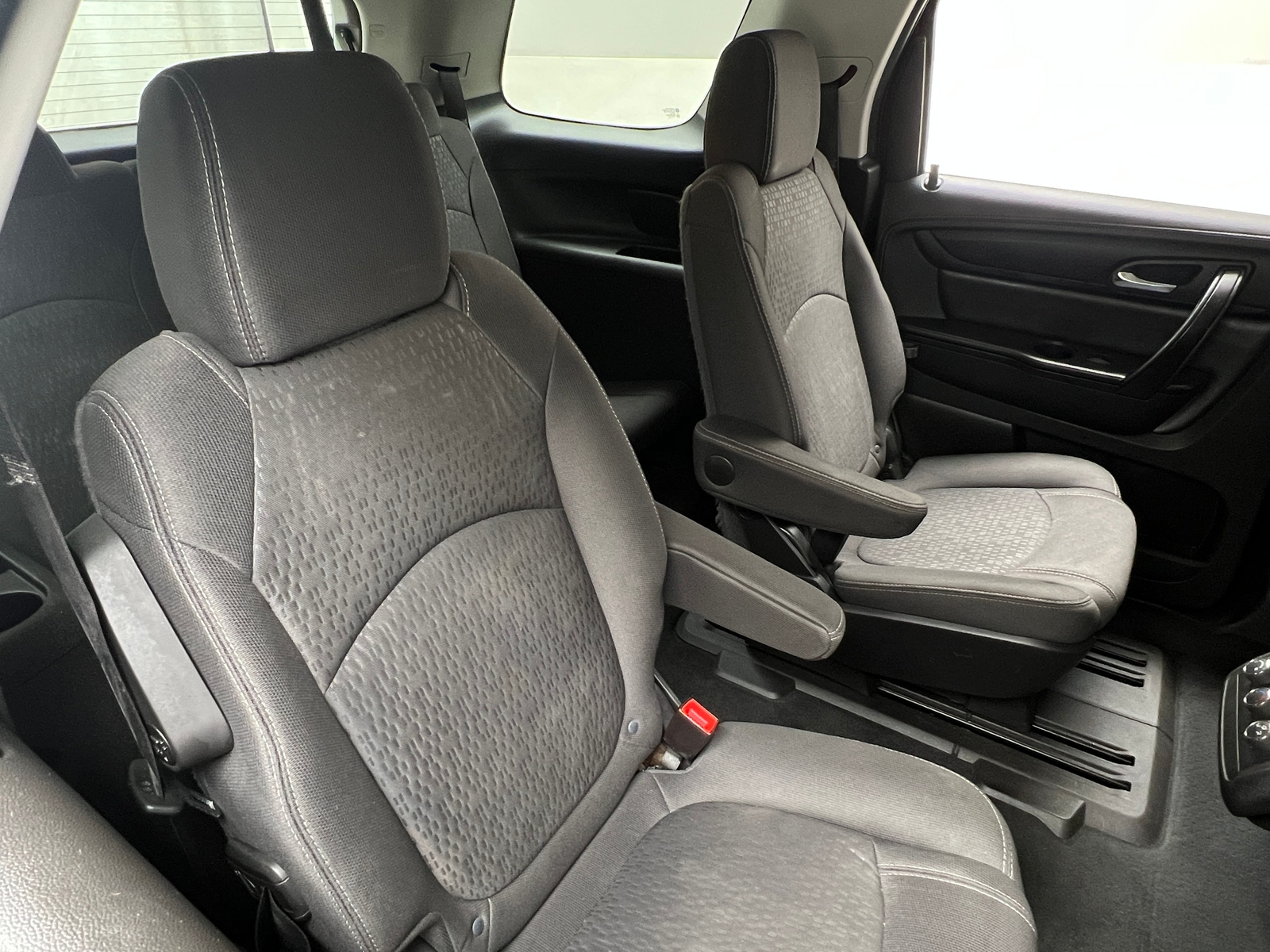 Thumbnail: 2016 GMC Acadia - 6