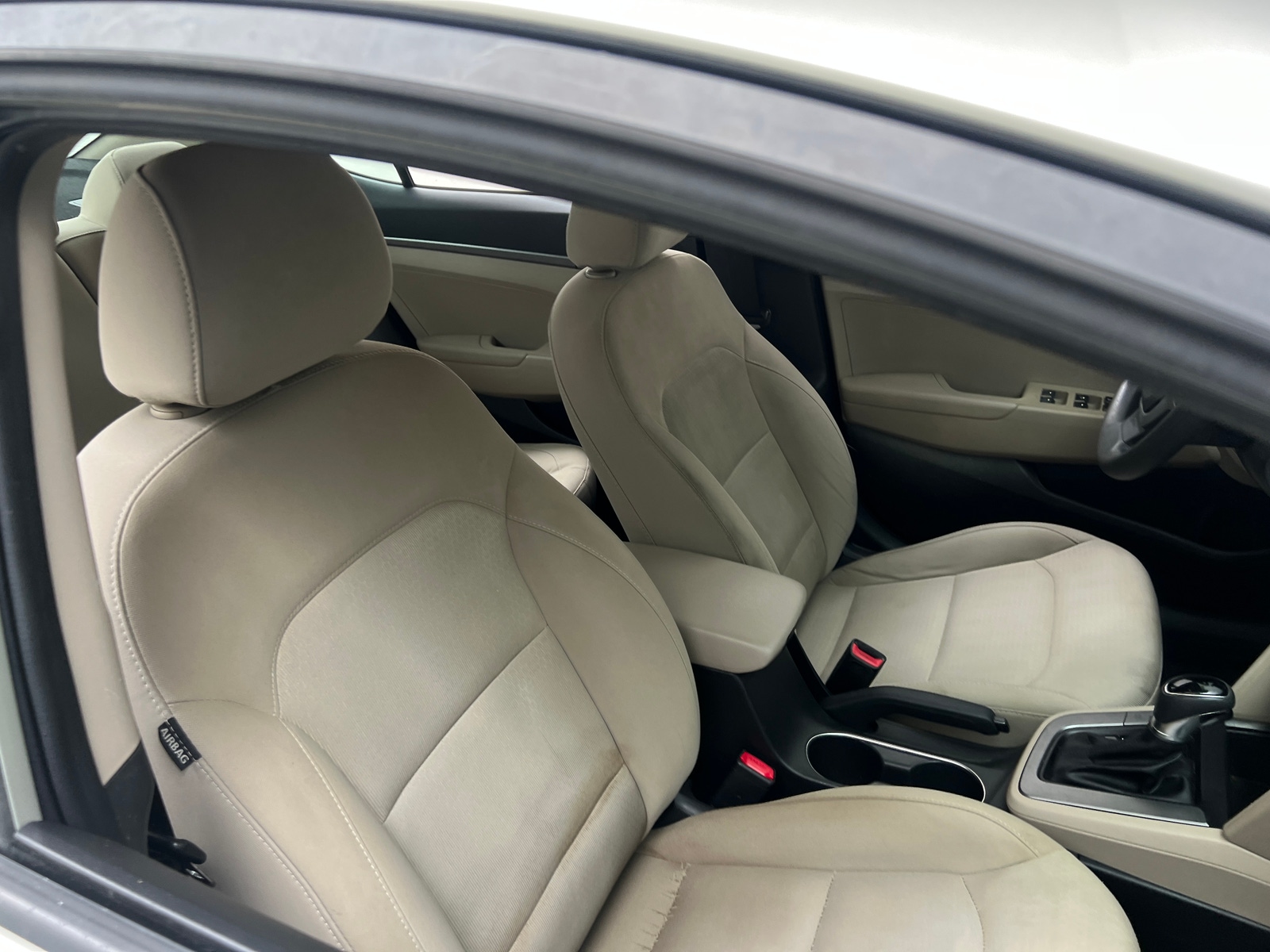 Thumbnail: 2017 Hyundai Elantra - 2