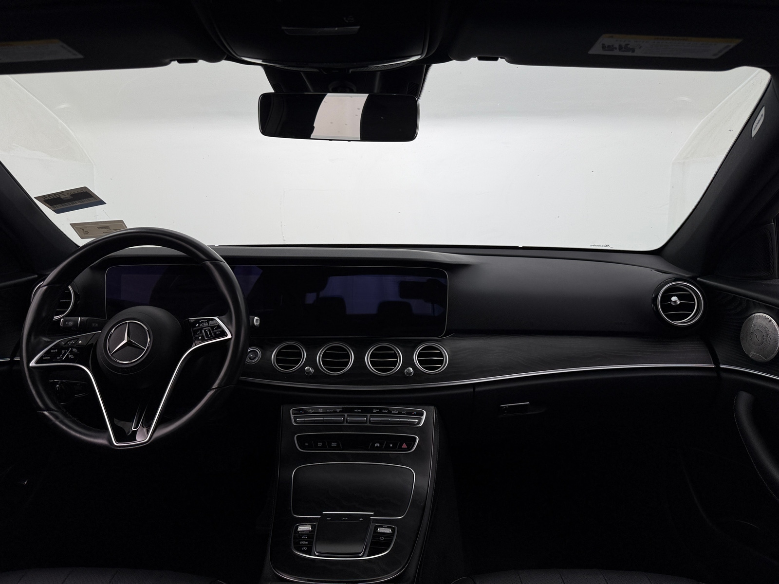 Thumbnail: 2022 Mercedes-Benz E-Class - 2