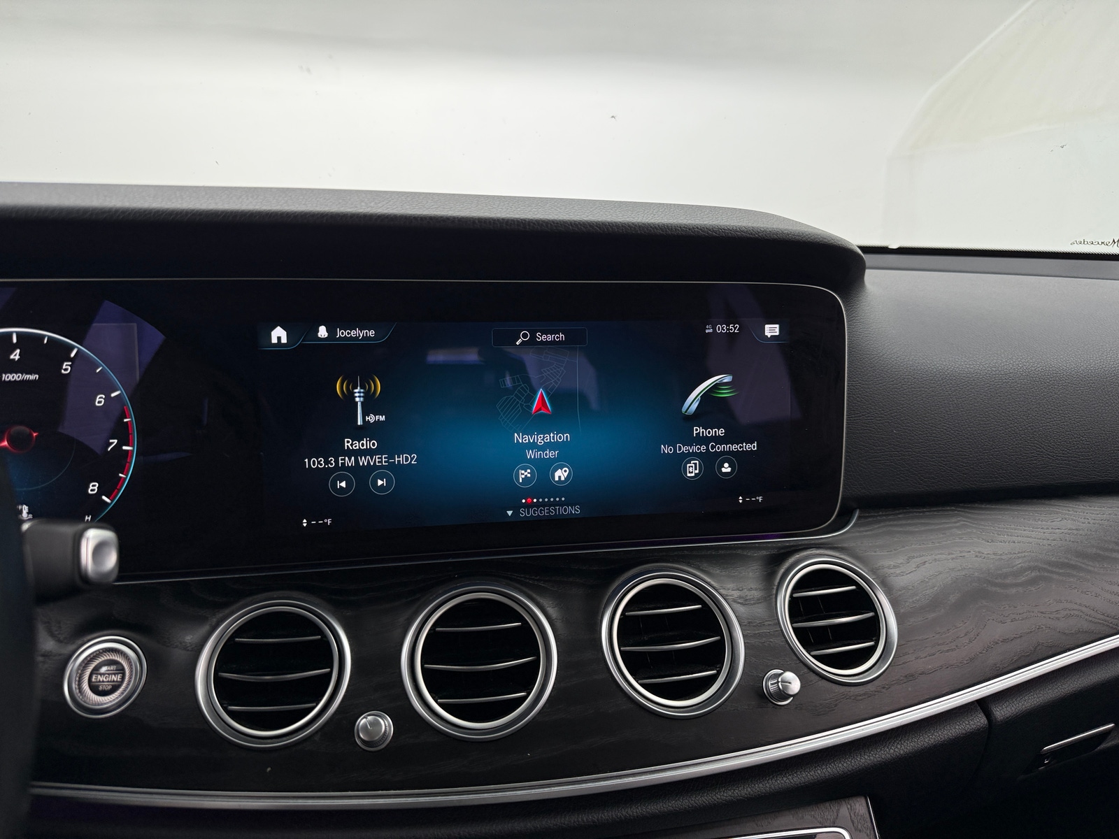 Thumbnail: 2022 Mercedes-Benz E-Class - 3