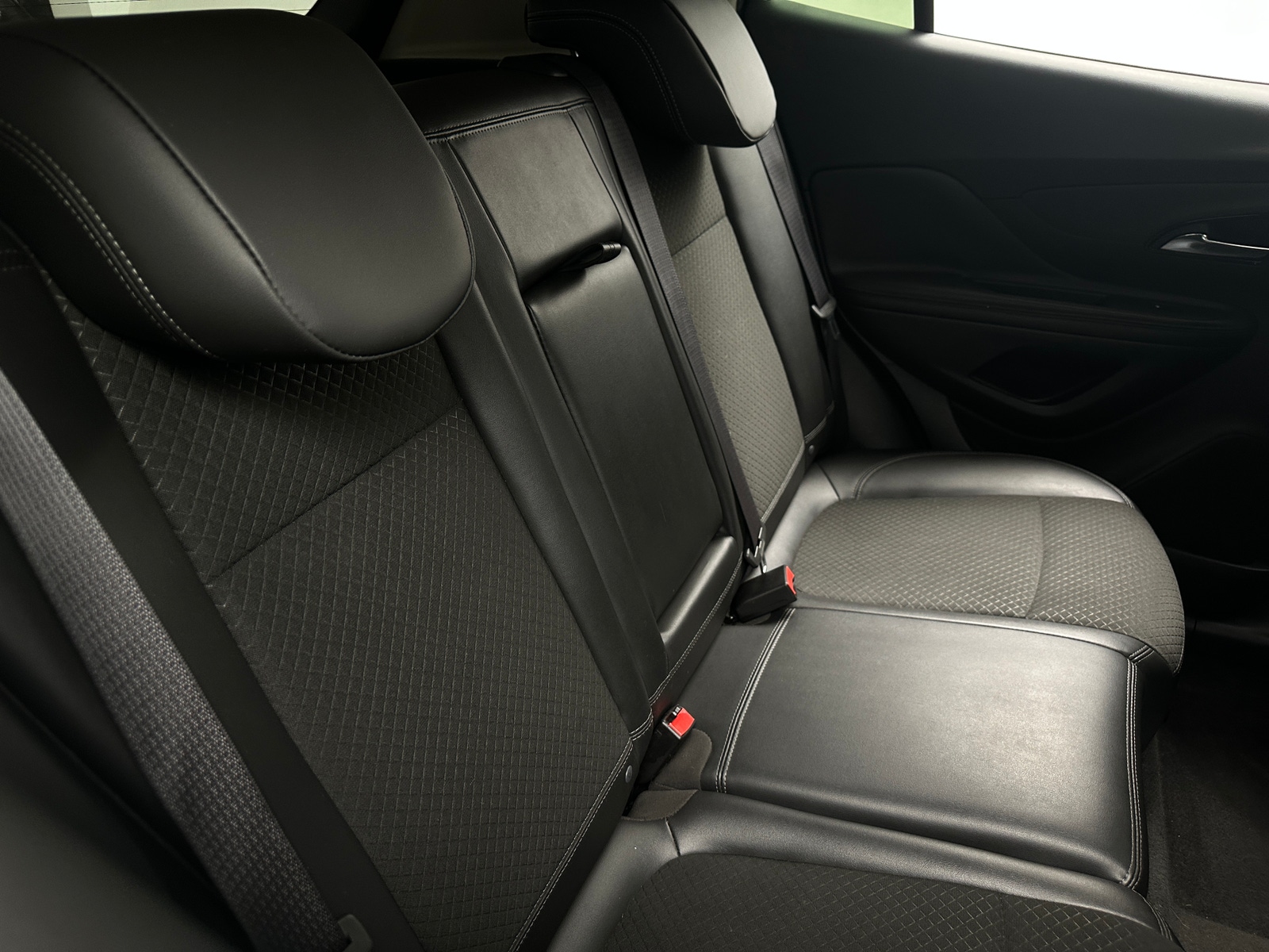 Thumbnail: 2017 Buick Encore - 6