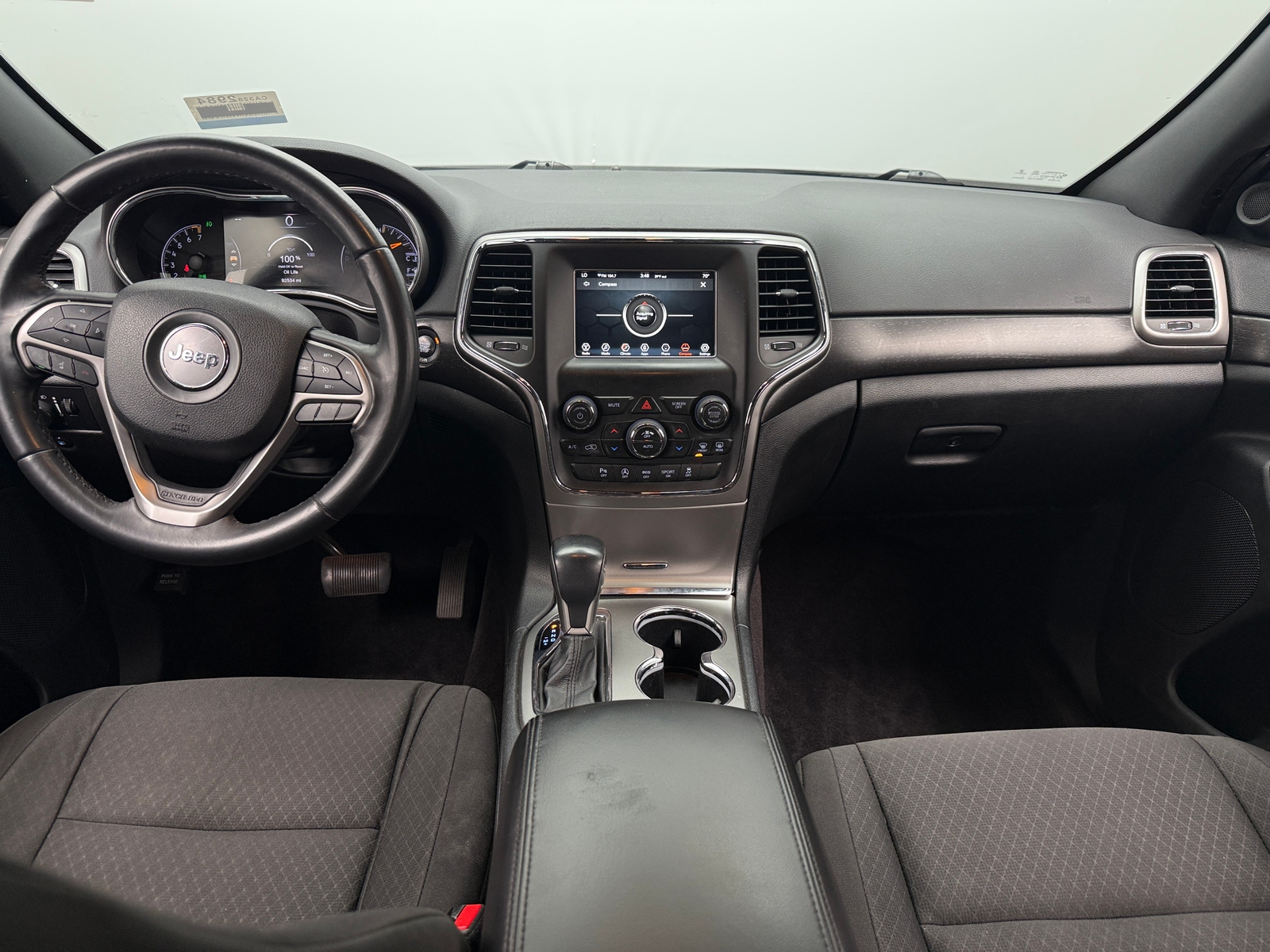 Thumbnail: 2018 Jeep Grand Cherokee - 3