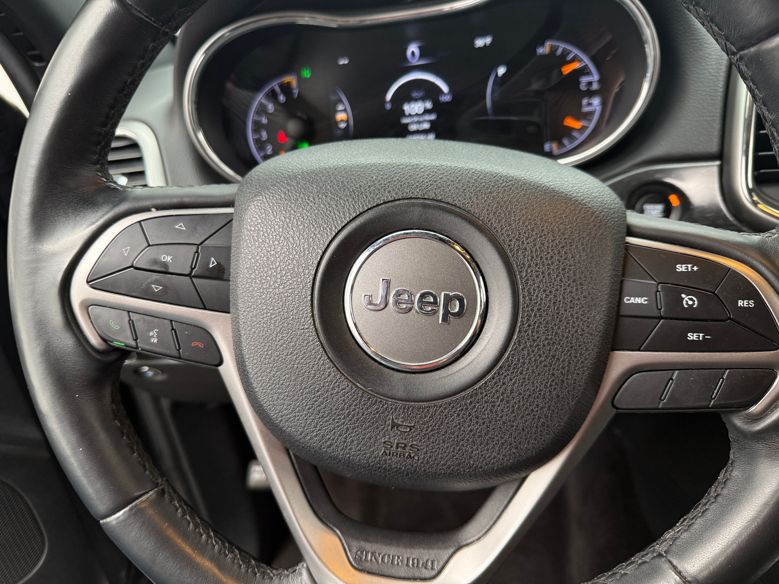 Thumbnail: 2018 Jeep Grand Cherokee - 5