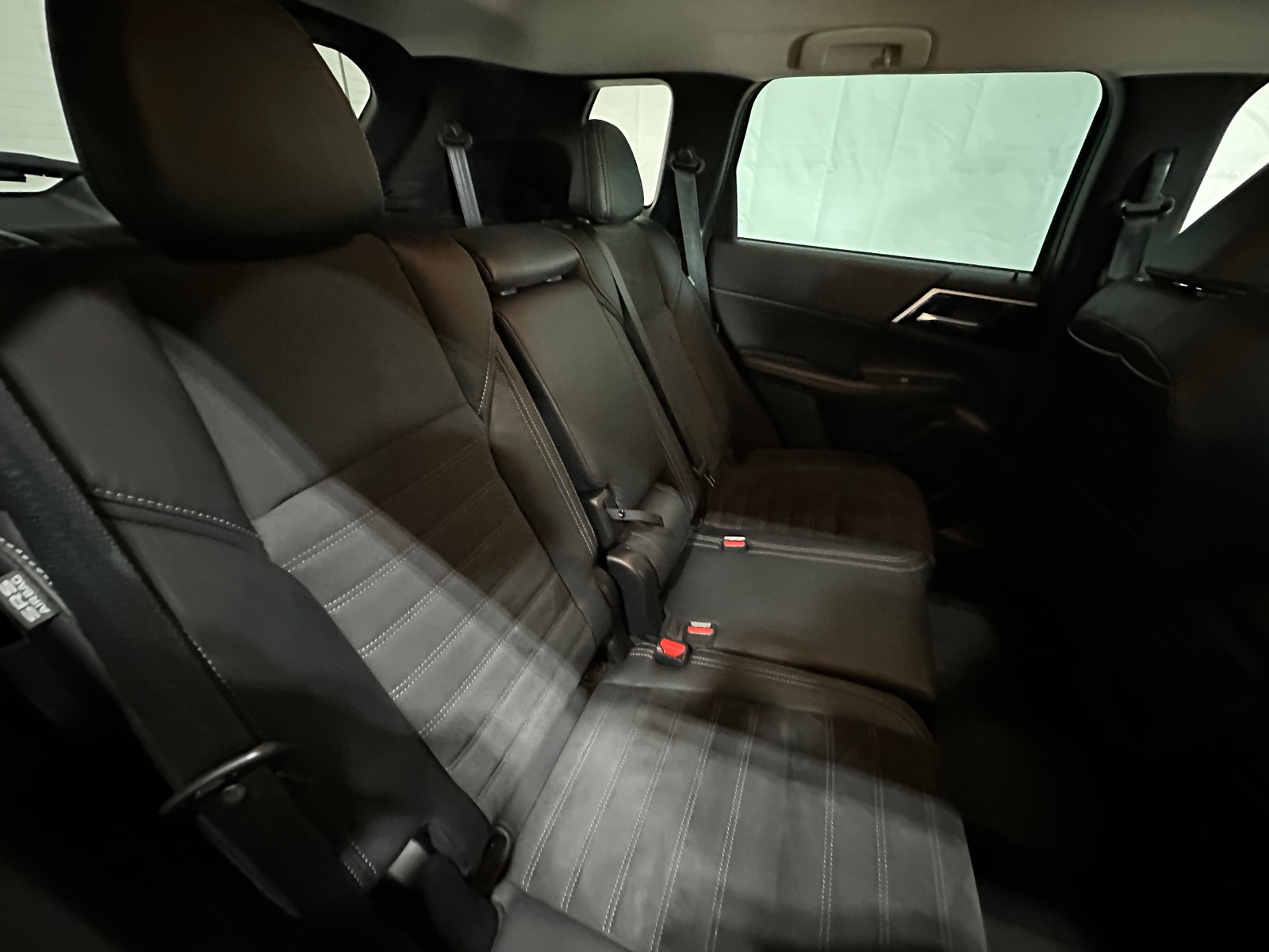 Thumbnail: 2023 Mitsubishi Outlander - 5